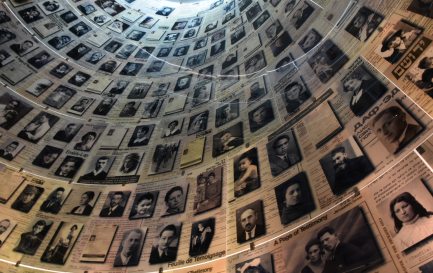 La salle des noms au Mémorial de la Shoah Yad Vashem à Jérusalem. / IStock